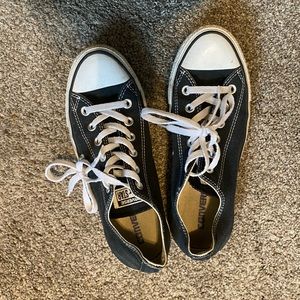 Black converse